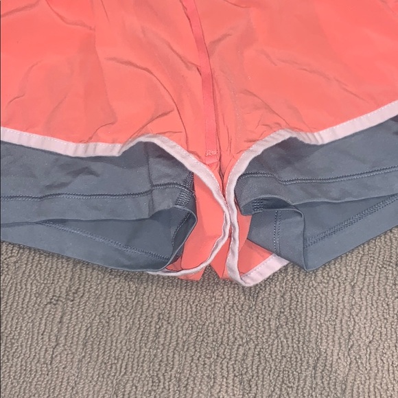 Nike running shorts - Picture 3 of 3